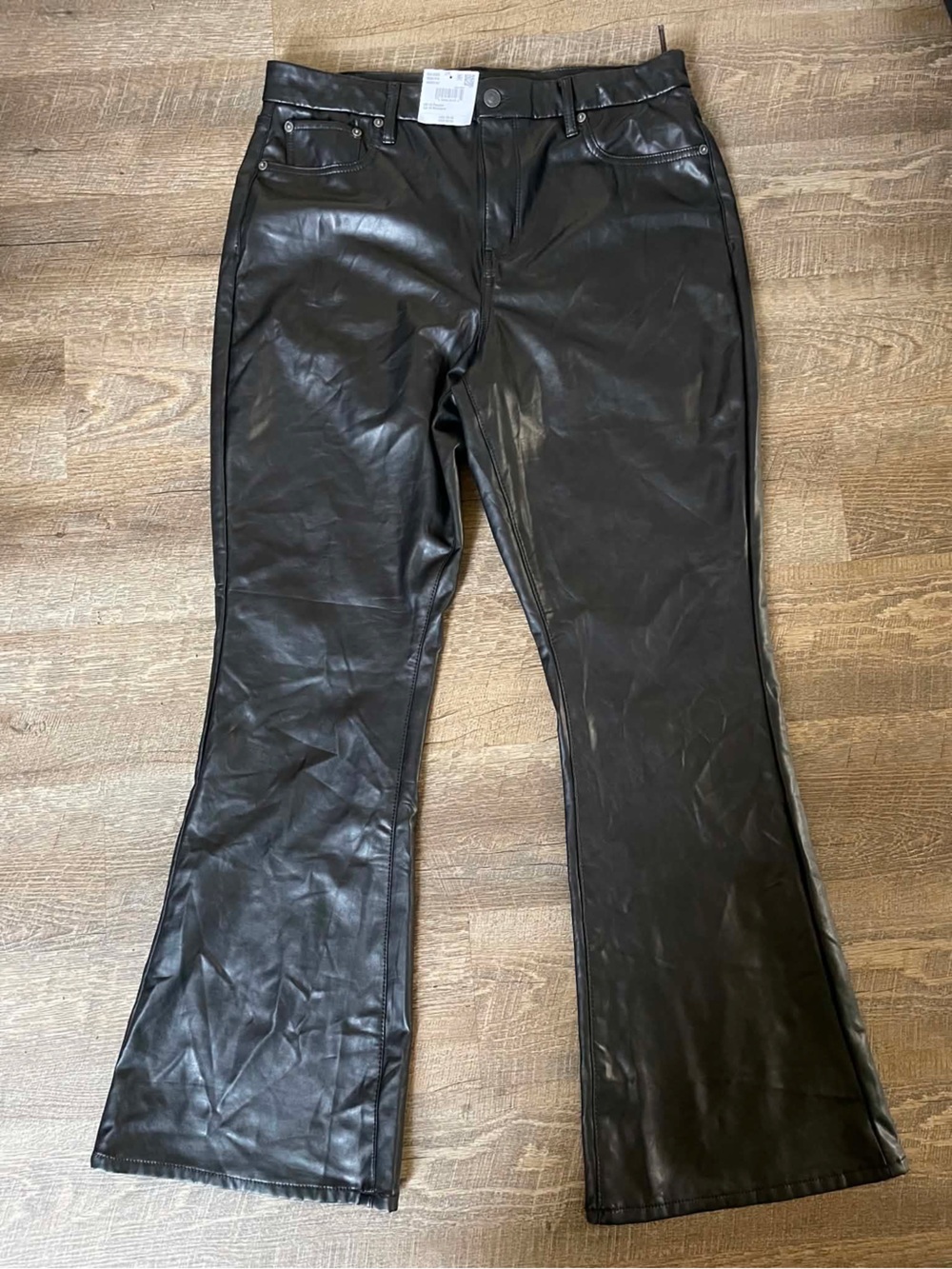 NWT American Eagle Curvy Super High Rise Kick Boot Vegan Leather Flared Pants